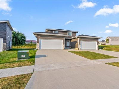 4233 Mourning Dove Dr, Waterloo, IA, 50702