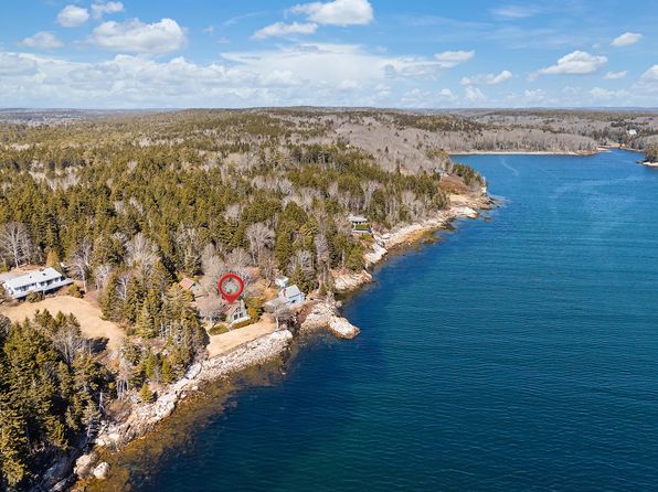 44 Periwinkle Lane, Phippsburg, ME 04562