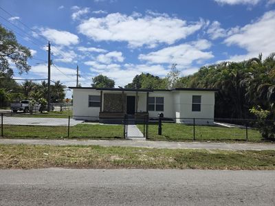 9900 NW 25th Avenue, Miami, FL, 33147