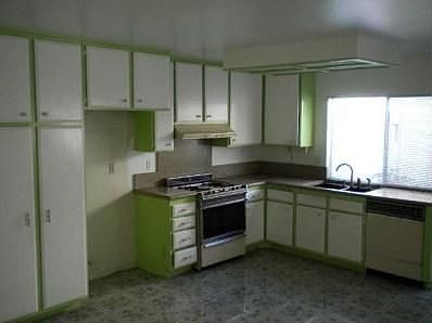 2nd image of 7706 Flanders Dr