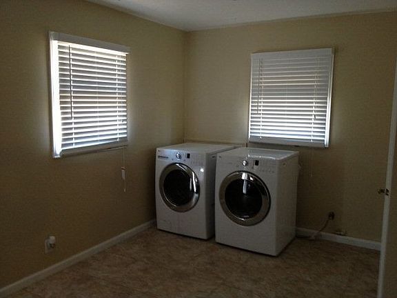 4th image of 2200 E 14th St
