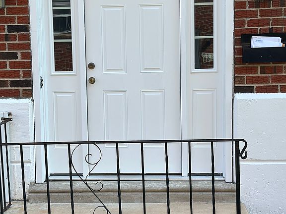 2nd image of 9870 Frankford Ave #2