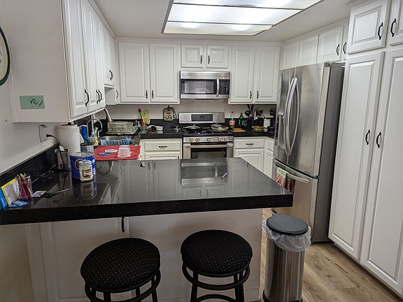 5th image of 476 Las Palomas Dr