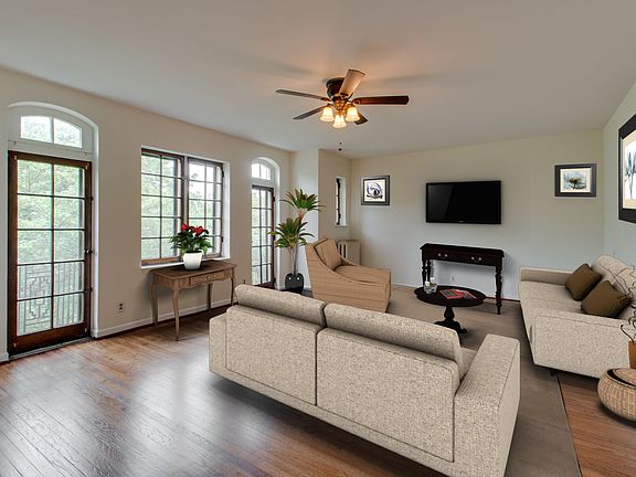 2nd image of 4726 N Paulina St #3S