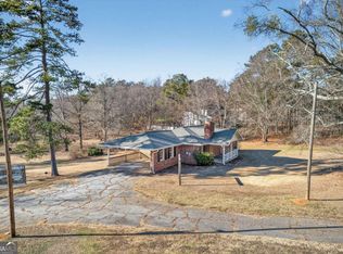 6957 Mason Creek Rd, Douglasville, GA
