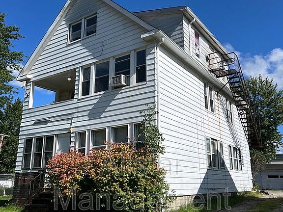 2nd image of 19210 Firwood Rd