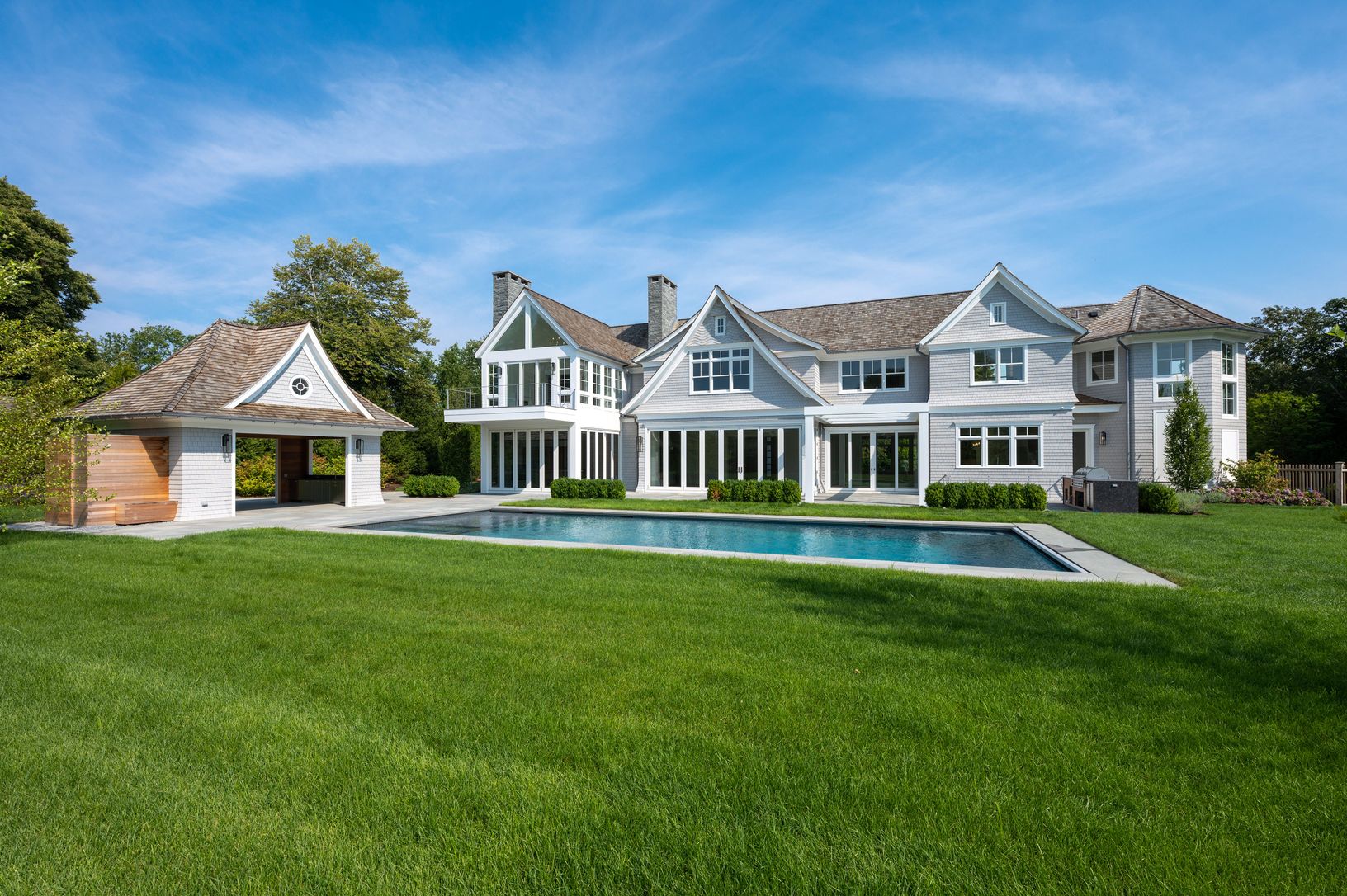  593 Flying Point Road, Water Mill