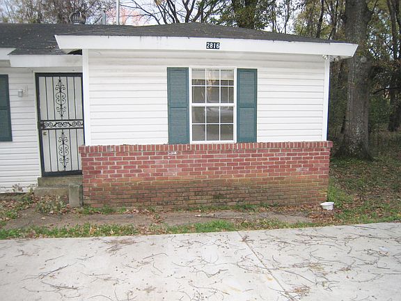 2 Bedroom Duplex Rental-2816 Hammond