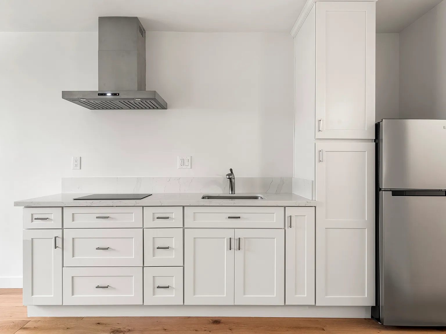 Studio, 400 sqft, $1,795 — Photo 2
