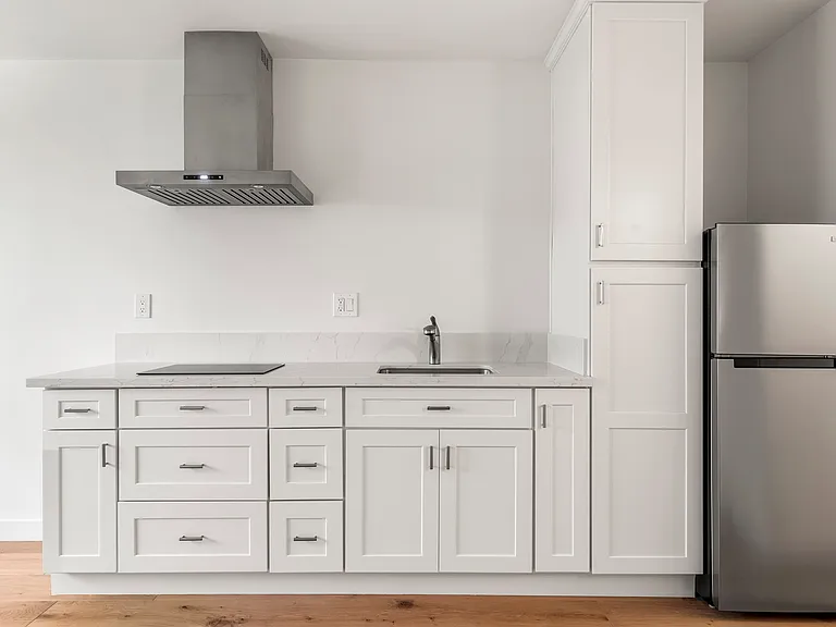1645 Federal Ave #2 — Photo 3