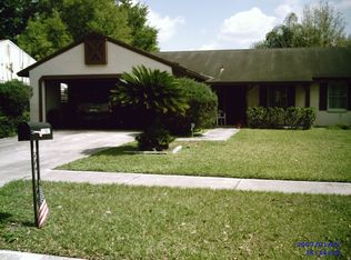 17607 Whistling Ln, Lutz, FL 33549