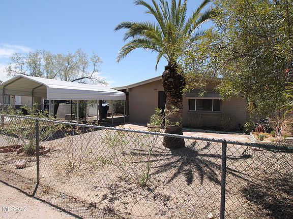 2nd image of 2665 N Leah Pl