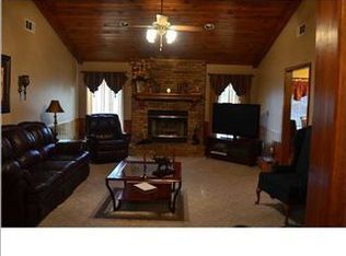 5701 Clearbrook Dr, Northport, AL 35473