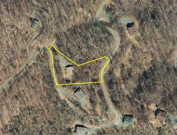 1st image of 806 Willow Mountain Dr