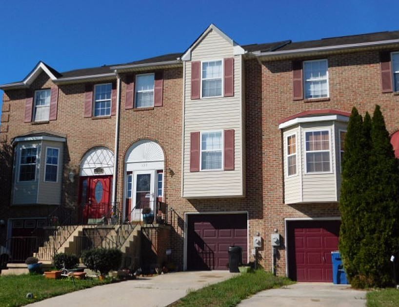 2nd image of 133 Faraday Ct