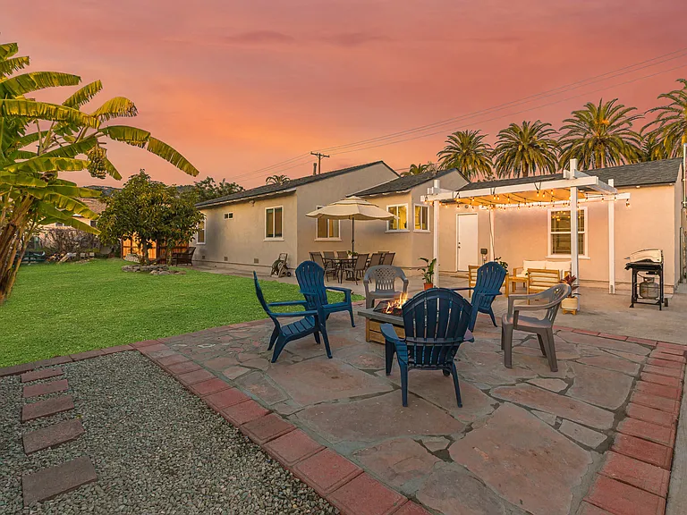 533 N Cerritos Ave — Photo 64