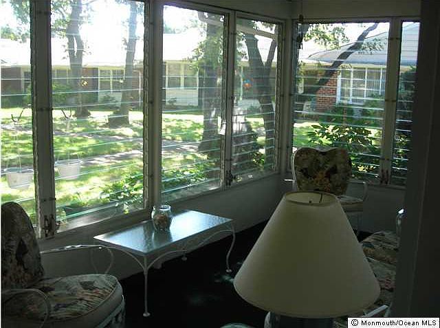 2nd image of 1077 Argyll Circle #A