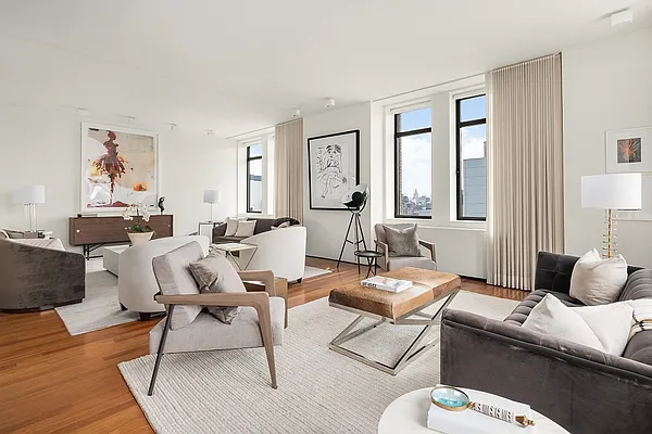 Sold by Dolly Lenz Real Estate LLC | media 6