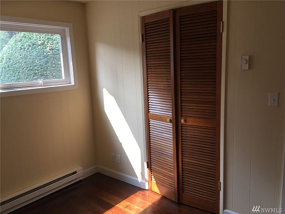 3rd image of 8100 Sherwood Forest St SW
