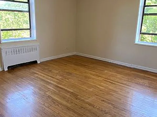 140-10 84th Dr APT 2J, Queens, NY 11435