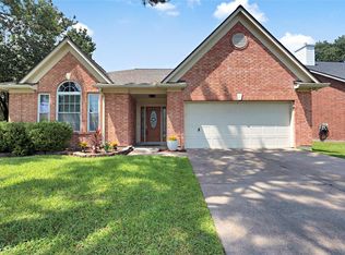 9203 Cabin Creek Dr, Houston, TX 77064