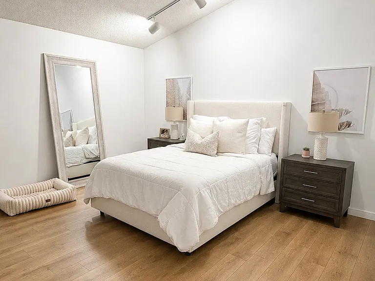 5520 Coach House Cir — Photo 20