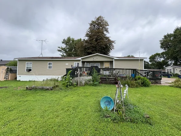 108 Sunrise Park #108, Pella, IA 50219
