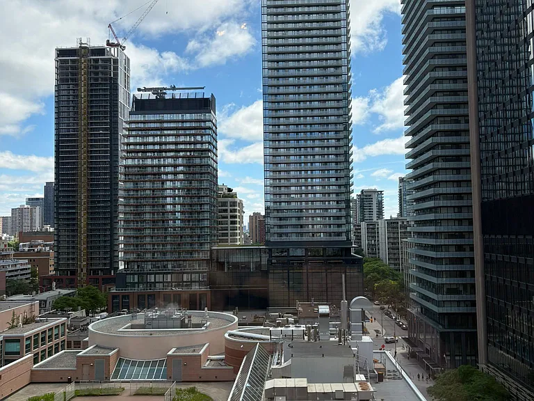 887 Bay St #1203 — Photo 11