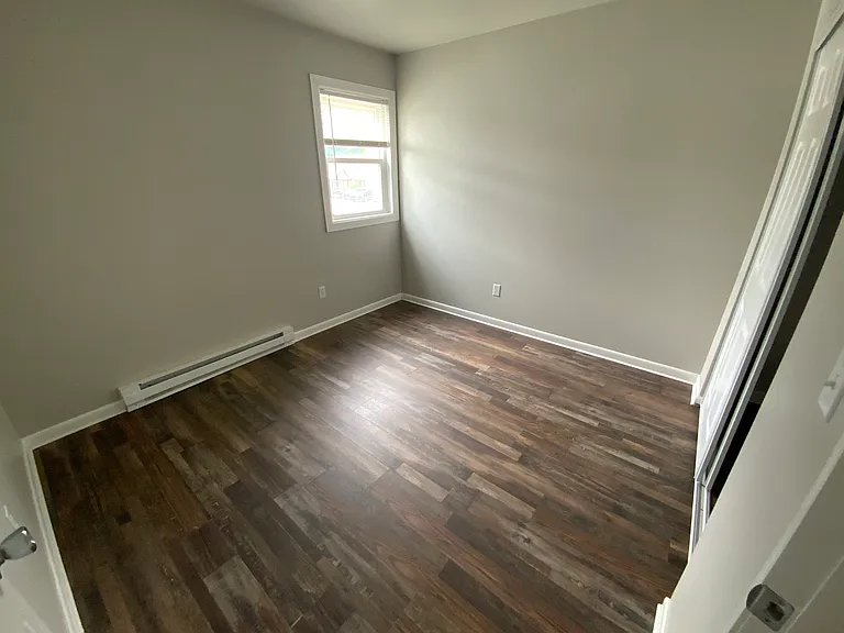 1108 Cambridge Ct #8 — Photo 8
