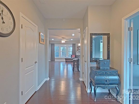 3rd image of 10822 Saltmarsh Ln
