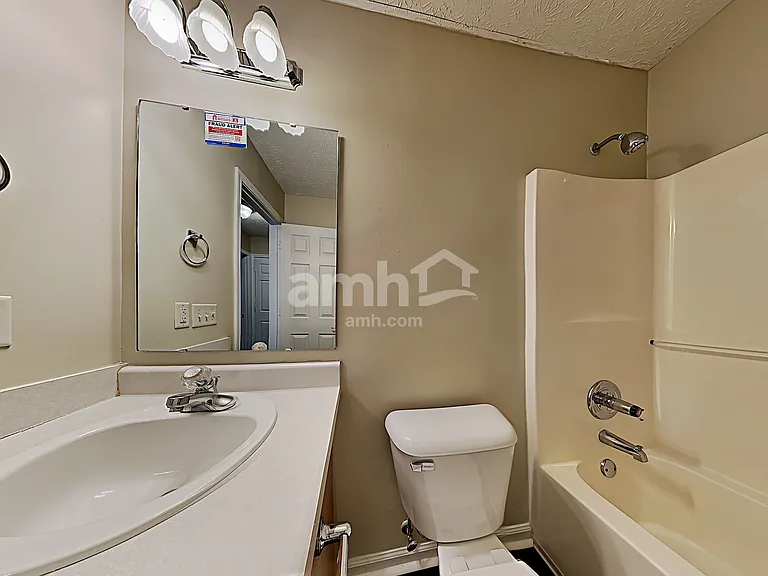 4803 Oakton Way — Photo 16