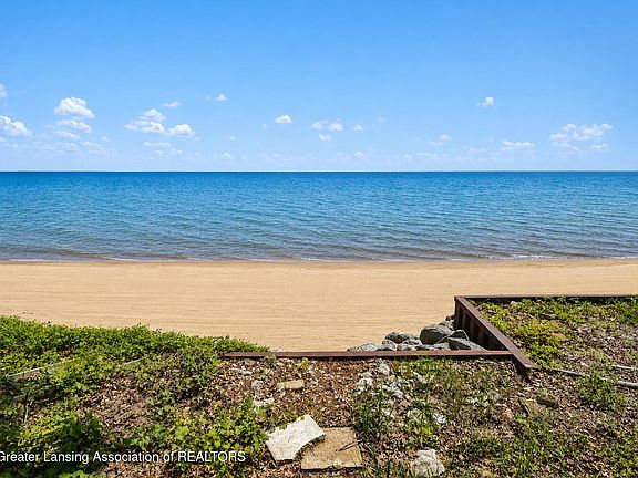 3rd image of 2788 N Us Highway 23