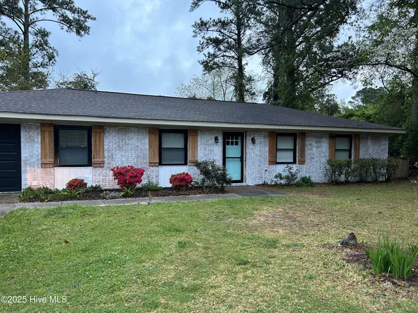 3414 Middle Sound Loop Road, Wilmington, NC 28411