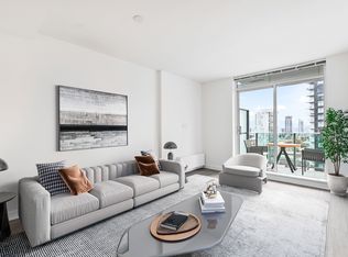 13655 Fraser Hwy #2406, Surrey, BC V3T 2V6