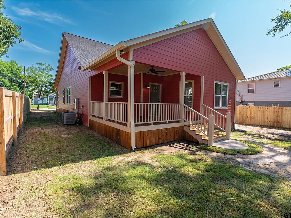 116 E Park St, Sulphur Springs, TX 75482 MLS 23007992 Zillow