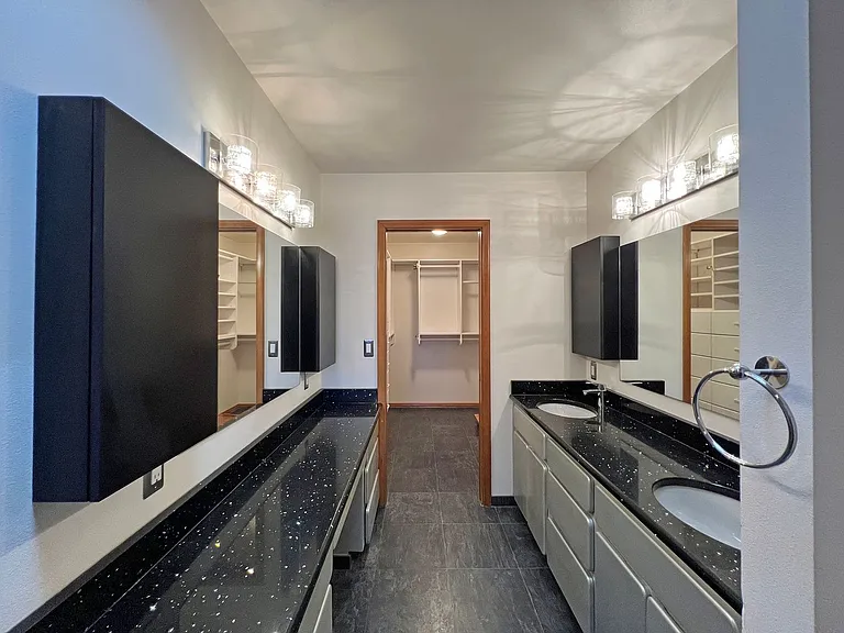 7512 Leif Ericson Dr — Photo 53