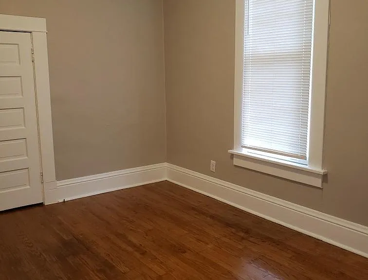 2937 Jules St — Photo 10
