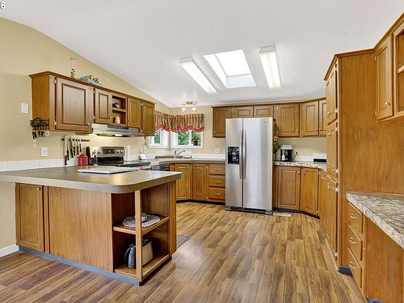 5th image of 24909 SE Brevi Ln