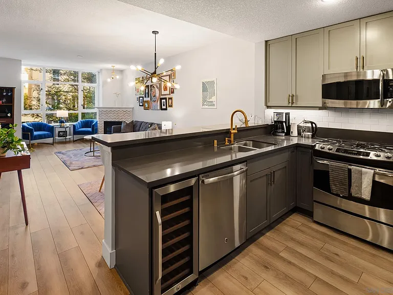 850 Beech St #307 — Photo 7
