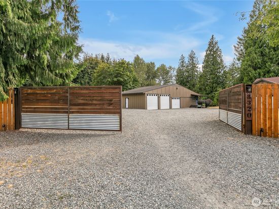 8320 230th Avenue Ct E, Buckley, WA 98321