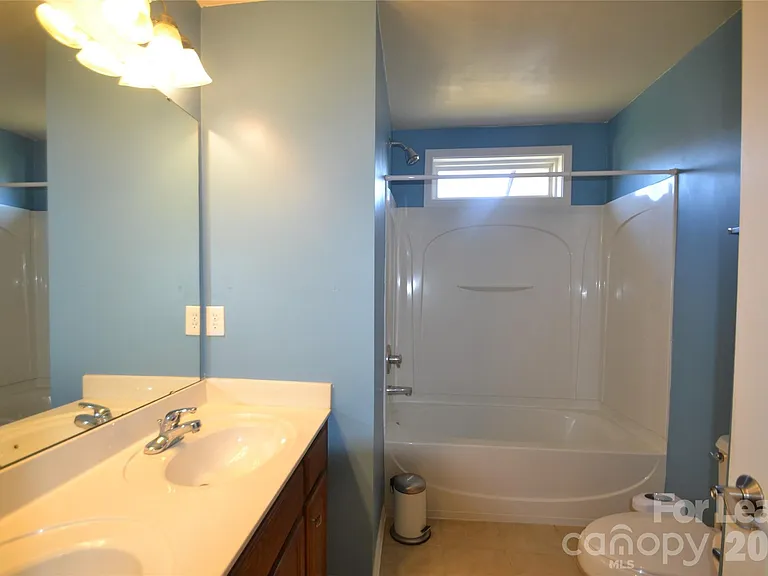 221 Montibello Dr — Photo 19