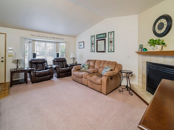 3rd image of 17414 27th Ave NE