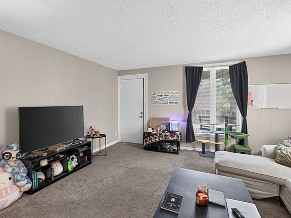 3rd image of 3646 18th Ave S #3646