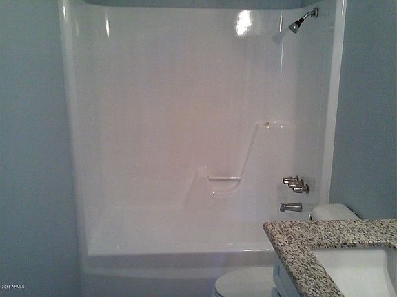 Bathroom shower/tub