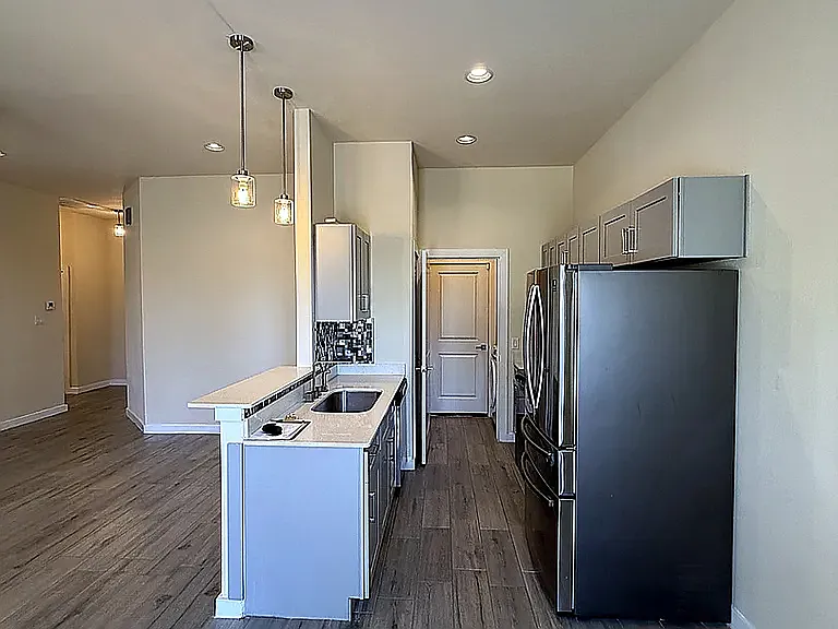 3 bed, 1613 sqft, $1,500 — Photo 4