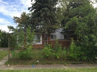 2103 Parkton Rd, Mount Morris, MI 48458