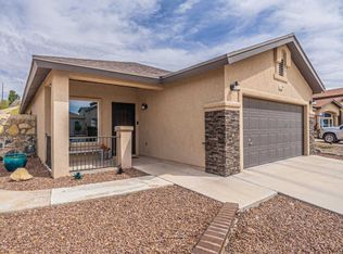 7784 Oak Landing Dr, El Paso, TX 79912