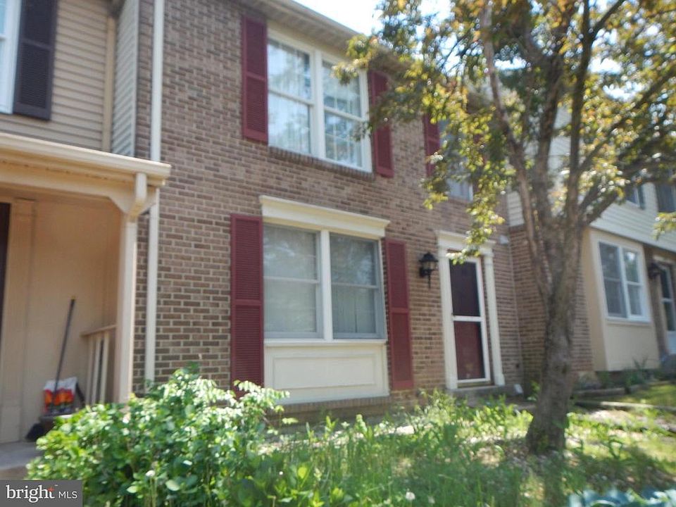 2nd image of 208 Curry Ford Ln