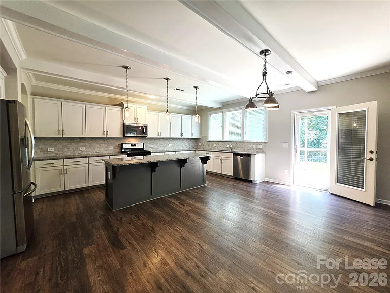 2053 Pine Siskin Ct — Photo 3
