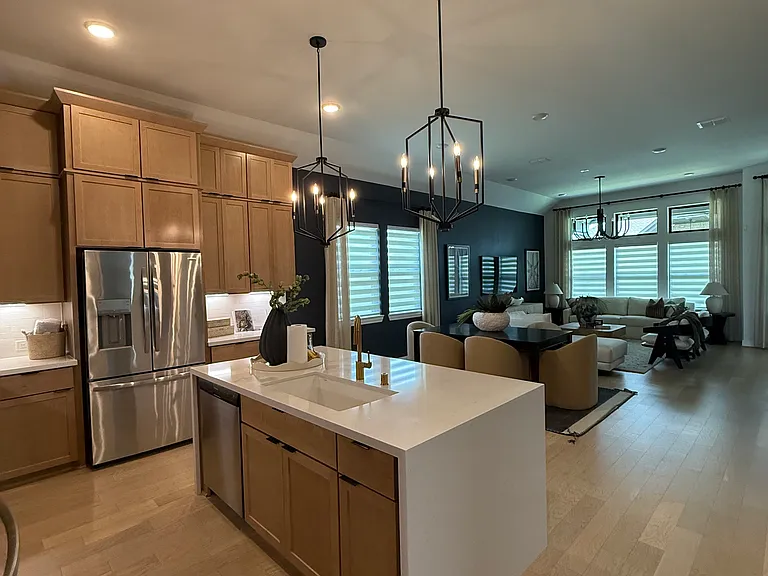 4916 Dickens Landing Dr — Photo 25
